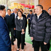 毛万春调研“馆园融合”建设情况