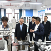 沈晓明调研全省高等院校“两优”改革工作并主持召开座谈会