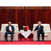 沈晓明会见巴基斯坦总统扎尔达里一行