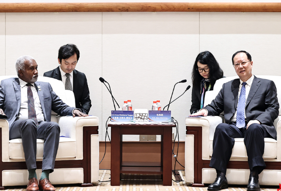 毛伟明会见尼日利亚外交部长