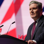 面临舆论压力 斯塔默表示将继续担任英国首相