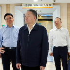 毛万春在部分医疗机构调研