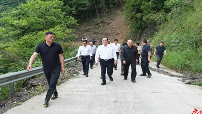 毛伟明赶赴石门指导防汛救灾工作