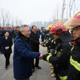 沈晓明毛伟明观摩全省高层建筑灭火救援综合演练