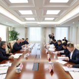 省政府与生态环境部国家能源局在京会谈