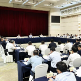 毛伟明与头部企业共议应对对外贸易新形势