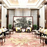 毛伟明会见丰益国际集团董事局主席