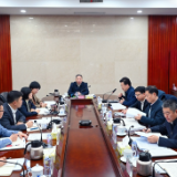 毛万春在省委外事办调研