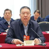 毛万春等住湘全国政协委员参加小组会议