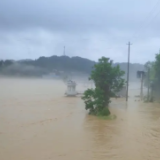湘西北局地暴雨持续 预计25日澧水干流水位将涨至警戒水位左右