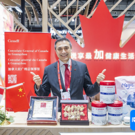 自贸财新鲜|企业远跨重洋 在消博会寻找打开中国市场大门的“金钥匙”