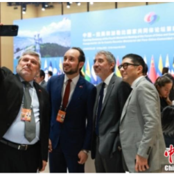 外媒关注：在世界呼唤对话的关键时期，中拉合作硕果累累