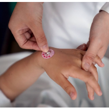 守护军娃:特别的爱给特别的你