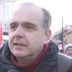 总台现场直击丨意大利和希腊民众举行游行 声援委内瑞拉