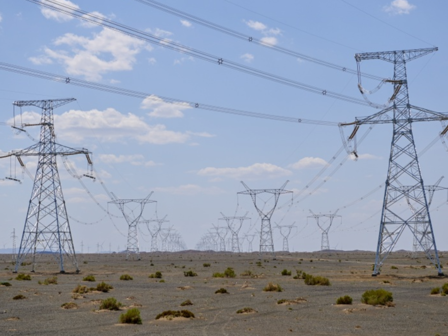 “新”欣向荣这一年丨绿电狂飙 天山南北好“风光”