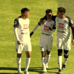 当足球飞过重建的村庄——一个河南青年在西藏定日的“震后一年”