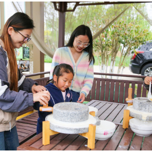 晶采观察丨增长3.1%！乡村消费活力正旺 农村市场潜力加速释放