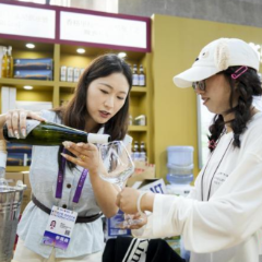 南博会观察:云岭高原酿洋酒 舶来风味本土香