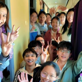 “天路”二十载 搭载西藏少年求学梦