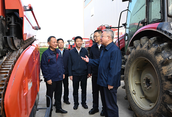 沈晓明调研岳阳市经济社会发展情况