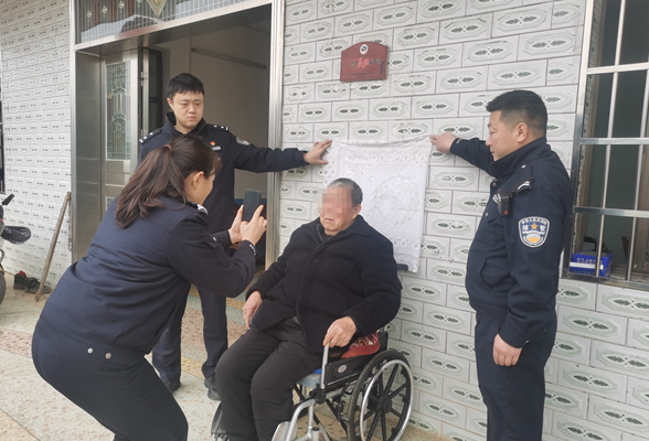 人大代表聚民生 担当作为办实事