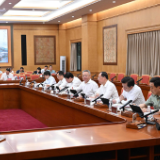 沈晓明：积极稳妥推进重点领域改革 确保各项任务落地见效