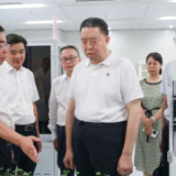 毛万春在省农科院调研 聚焦关键领域加强科研攻关 助力加快建设农业强省