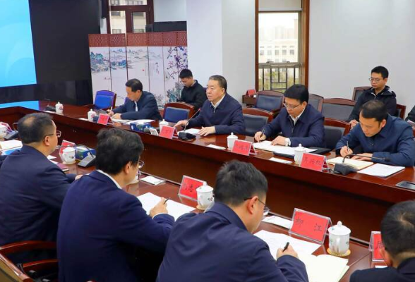 毛万春在省数据局调研