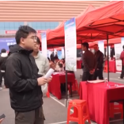 2.1万场、53.7万家，护航青年就业！2025年“秋招”提供岗位超千万个