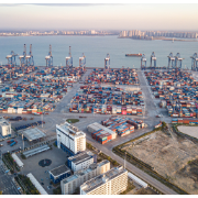 从党的二十届四中全会到2026年全国两会