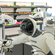 关键词读懂“十五五”|“人工智能+” 为千行百业安装“智慧大脑”