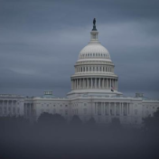 美国学者批美对委动武：连“民主”外衣都不披了