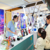 中国更多AI产品进入大众消费视野
