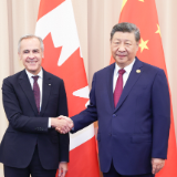 习近平会见加拿大总理卡尼