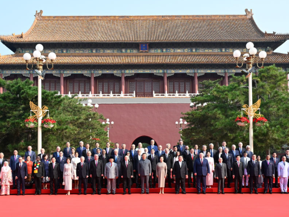 2025，习近平主席引领中国外交破浪前行