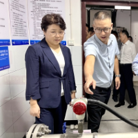 周迎春带队专题调研市城区二次供水建设和管理工作