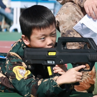 视频丨第二届全国少年军校国防科技体育大赛在邵阳隆回举行 600余名青少年上演“硬核”对决