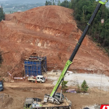 “双节”工地别样忙 茶绕高速建设者假期坚守一线保进度