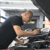 我在湖南建设第二故乡 | 刘记伟:从武警卫士到二手车行业“护航人”