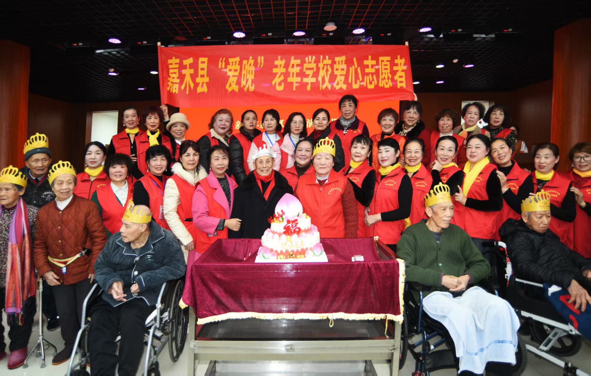全国“敬老爱老助老模范人物”拟表彰对象事迹｜张曼玉：十年琢玉暖夕阳