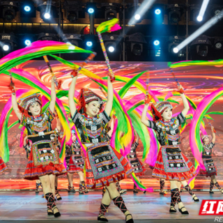 “活力郴现 精彩舞现”广场舞展演嗨翻全城 舞出新时代精气神