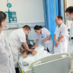 名医风采 | 钟妮：仁心铸医魂 妙手护安康