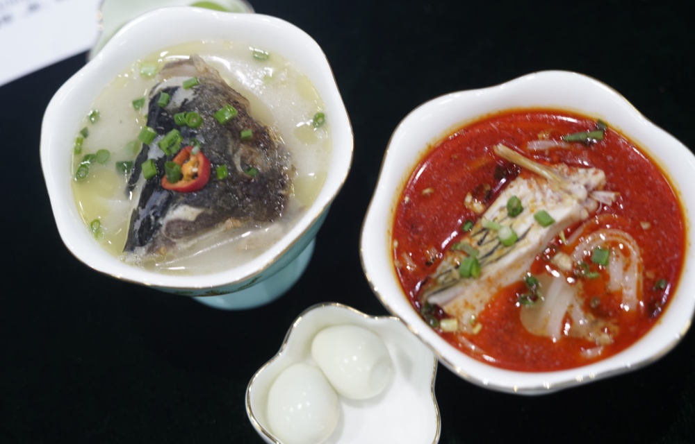 王米线 4e10bd3ffb6648599b602405ff249331.jpg