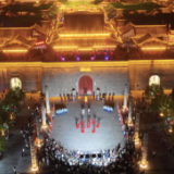 桂阳县:古城灯火映中秋 非遗舞动庆团圆