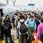 “春假”牵手“五一”，湖南三座车站将首次开行夜间高铁