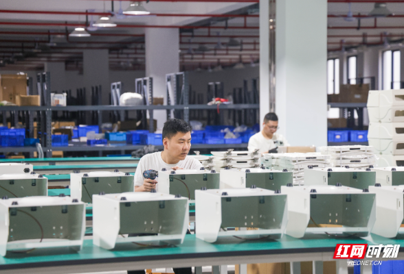 英泰仪器：转动生命密码的中国“离心力”