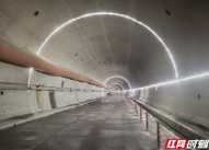 零道高速进度刷新!西岭上隧道双洞贯通