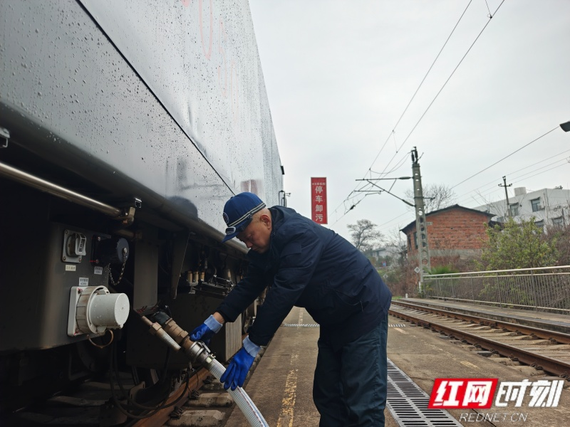 春运守护者|方寸间的“胃肠医生”