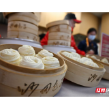 进博湘见丨一笼包子的“出湘”与“出海”