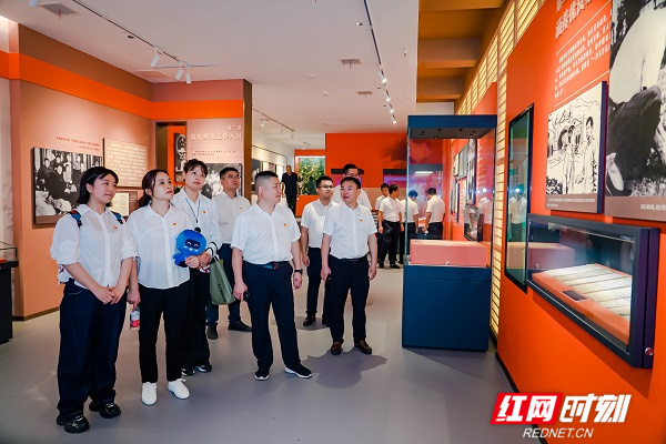 组图 | 中建西部建设湖南公司开展红色研学活动